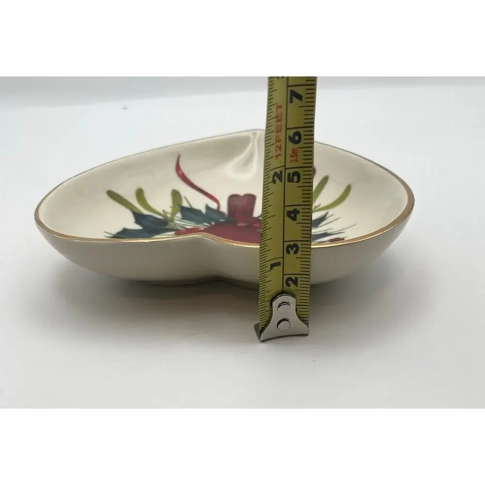 Lenox Winter Greetings Heart Shaped Gold Rim Candy Nut Dish